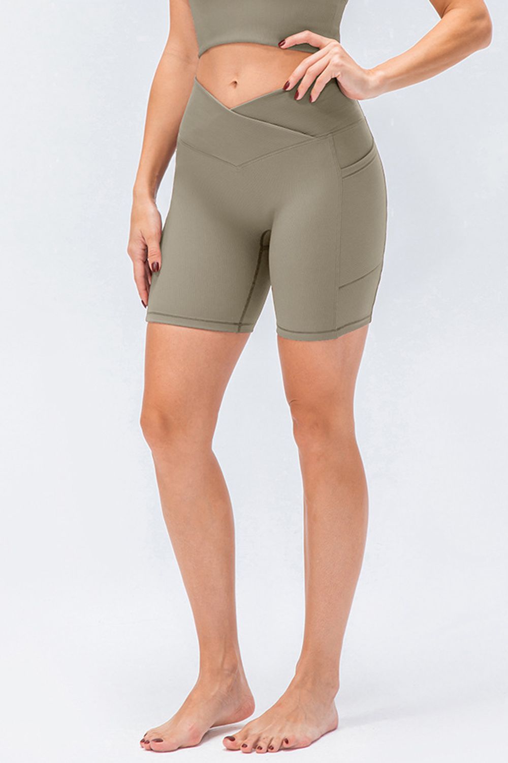 Slim Fit V-Waistband Sports Shorts - Ladyez