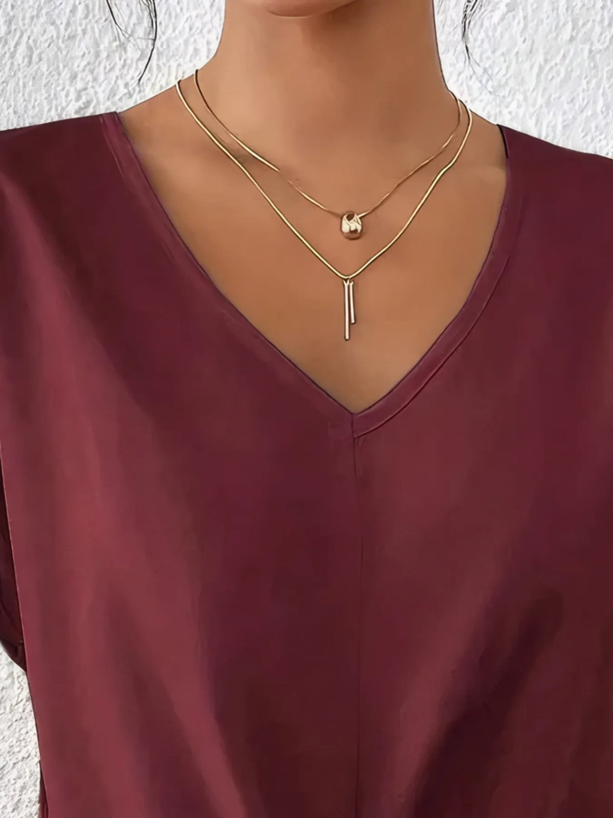 V-Neck Twist Front Top - Ladyez
