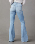 Distressed Jeans with Pockets