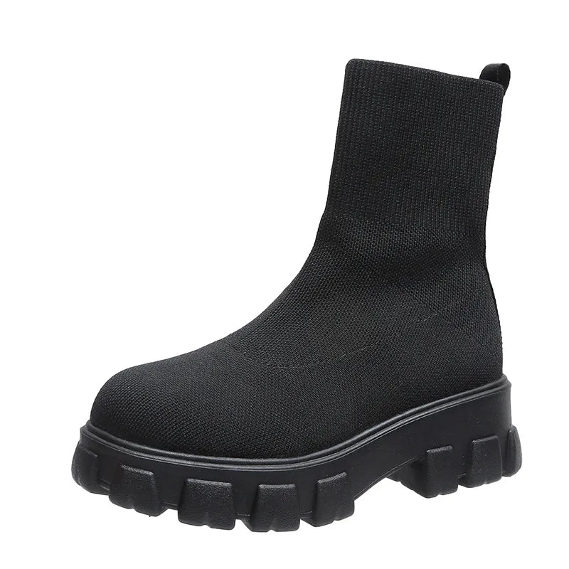 Round Toe Platform Boots - Ladyez