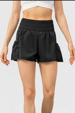 Elastic Waist Pocketed Active Shorts - Ladyez
