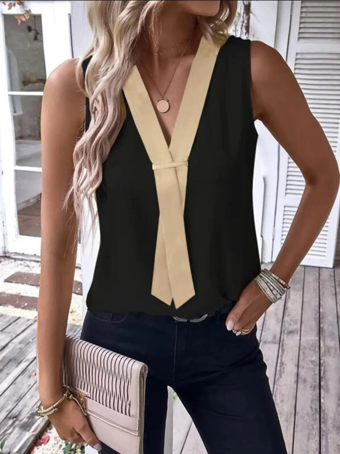 Full SizeV-Neck Contrast Tank Plus Size
