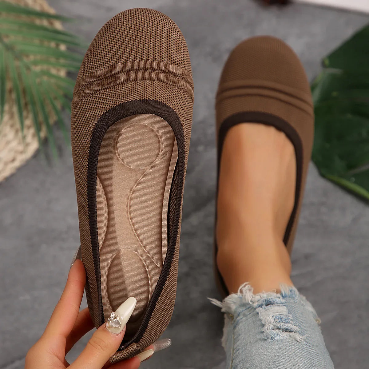 Mesh Round Toe Flat Slip-Ons
