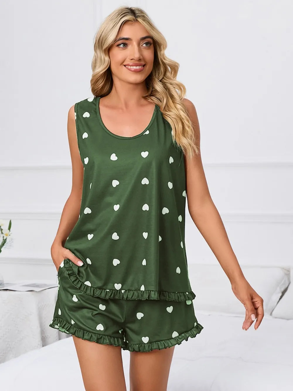 Heart Scoop Neck Tank and Shorts Lounge Set - Ladyez