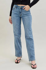 Judy Blue Frayed Hem Cell Phone Pocket Dad Jeans - Ladyez