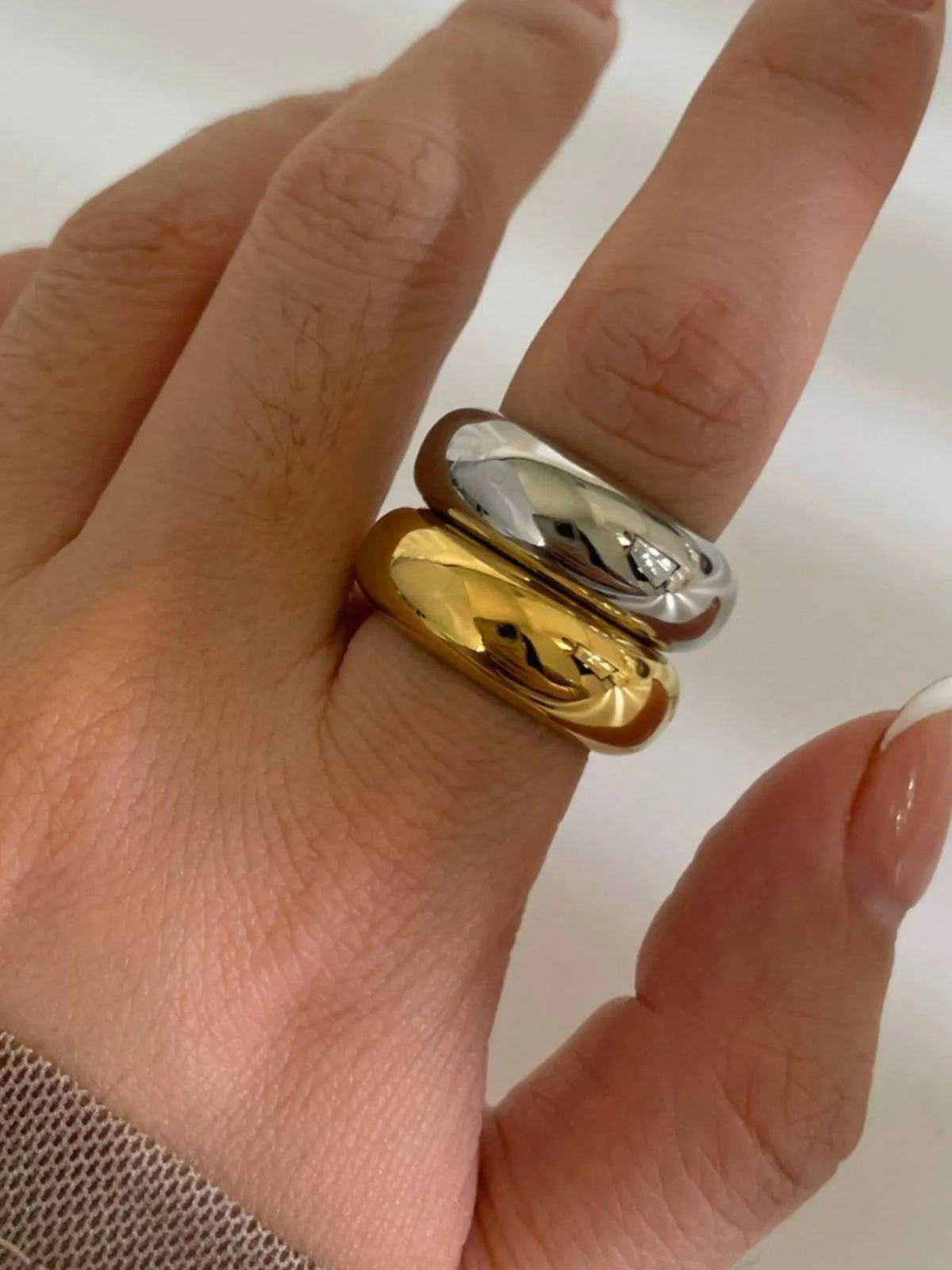2-Piece 18K Gold-Plated Stainless Dome Band Rings - Ladyez