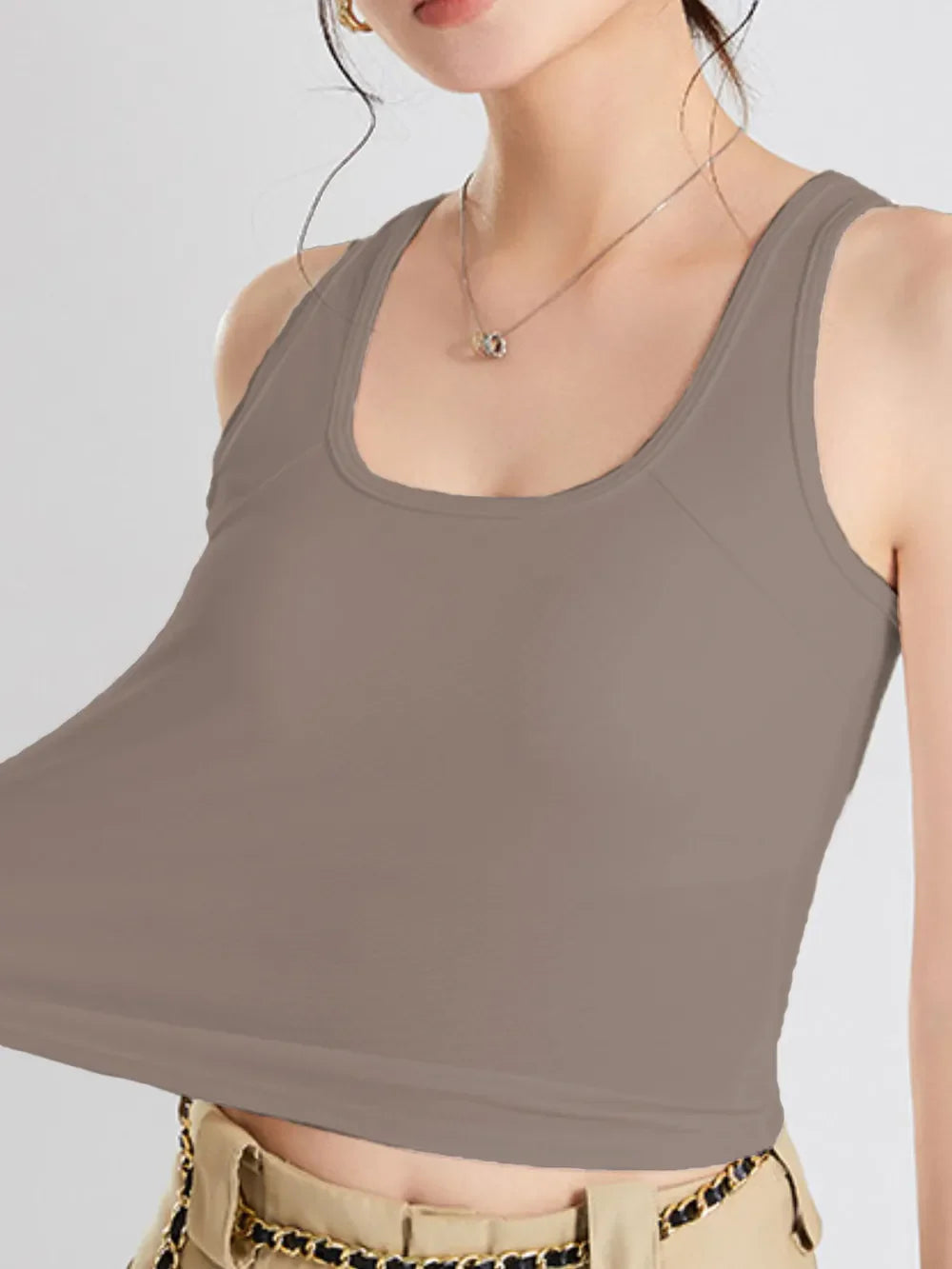 Crisscross Scoop Neck Wide Strap Cropped Tank with Chest Pads