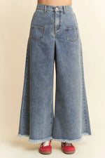 Davi & Dani Patch Pocket Wide Leg Culotte Jeans - Ladyez