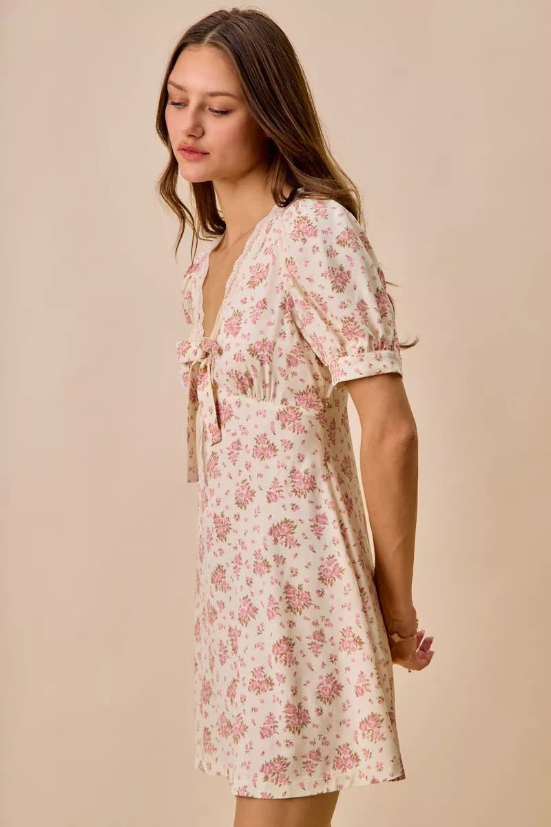 SO ME Floral Lace TrimedShort Sleeves Mini Dress