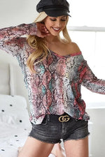 BiBi Snakeskin Print Low Gauge Hacci V Neck Top