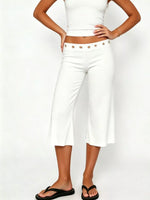 Mid Rise Capris Pants