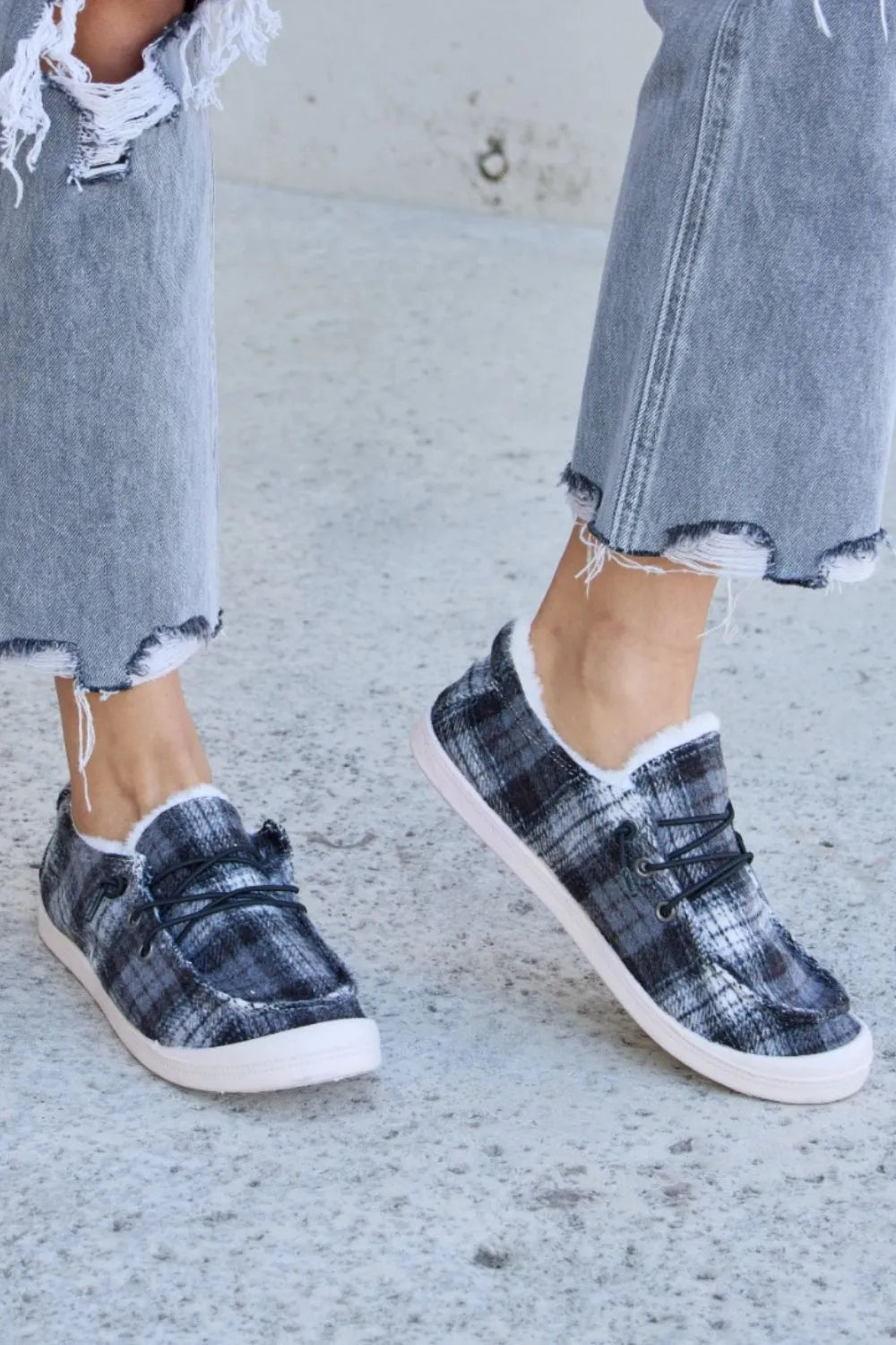 Forever Link Plaid Plush Flat Sneakers - Ladyez