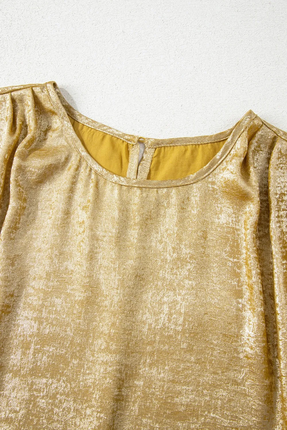 Metallic Gold Short Sleeve Casual Blouse - Ladyez