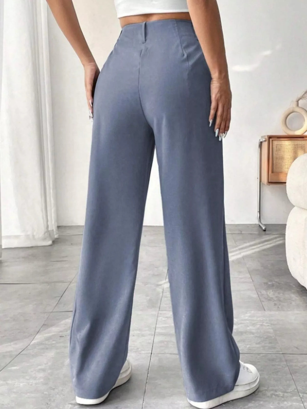 Wide Leg Pleated Pants