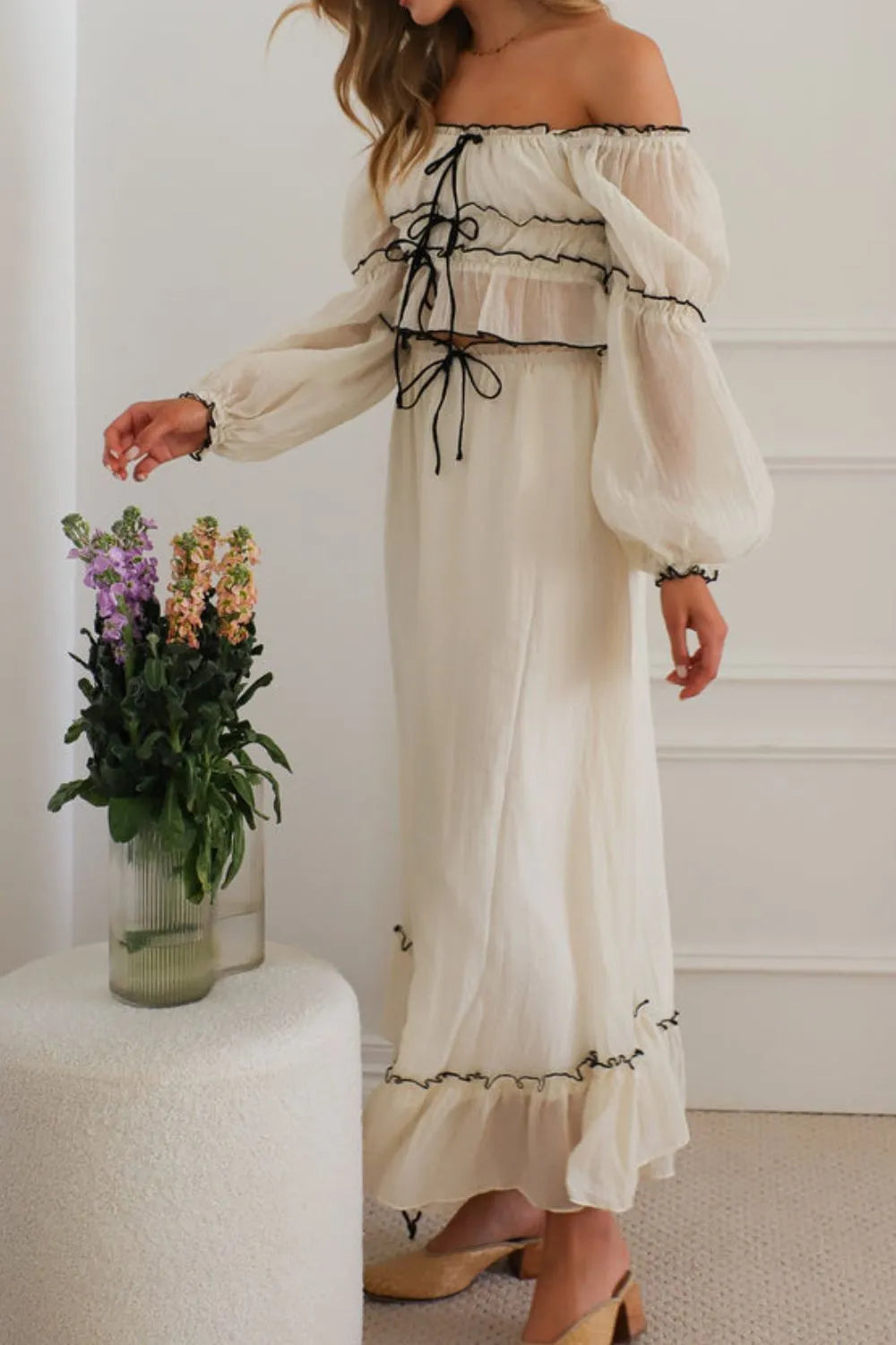 Off-Shoulder Top and Skirt Set - Ladyez