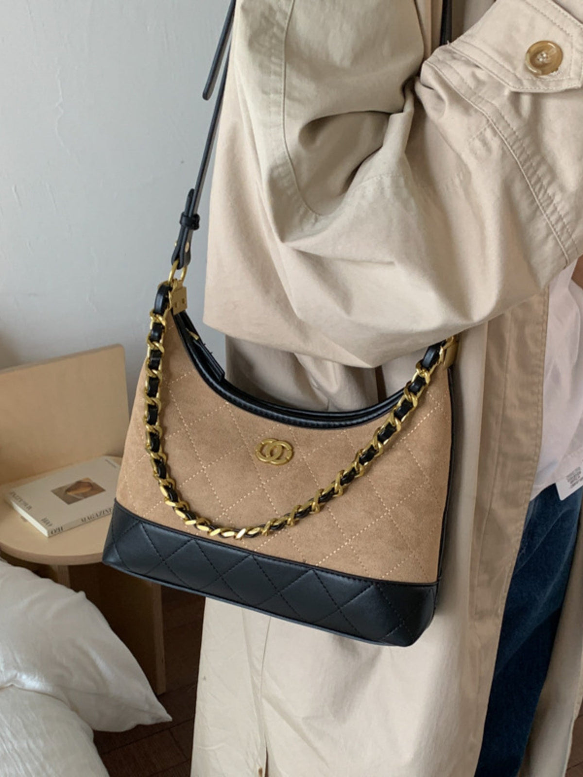Chain Decor Crossbody Bag