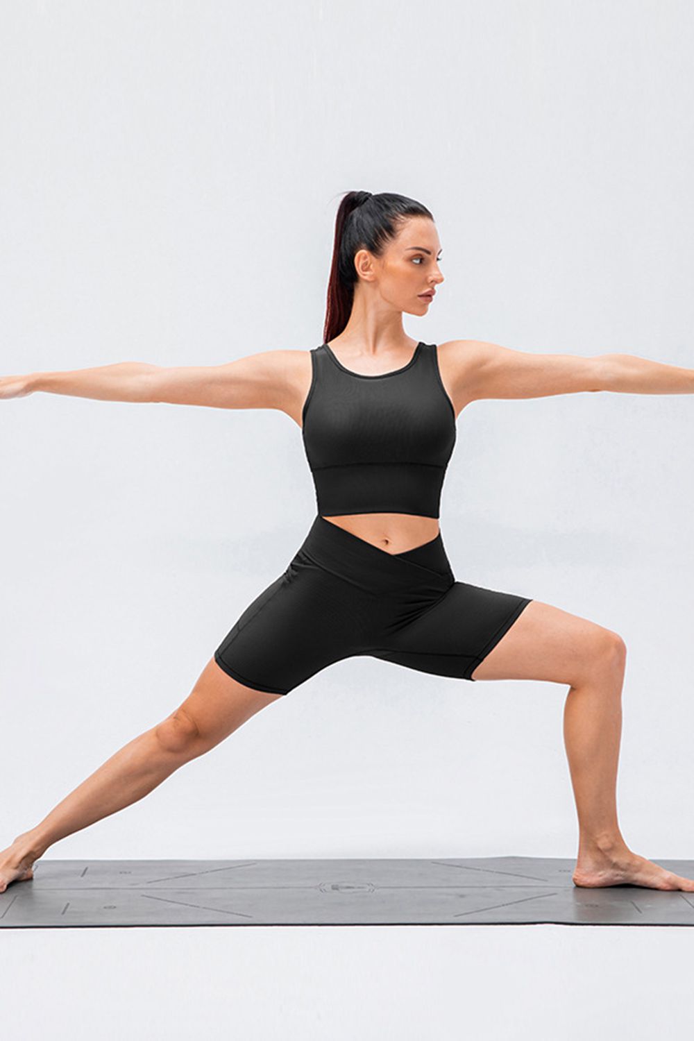 Slim Fit V-Waistband Sports Shorts - Ladyez
