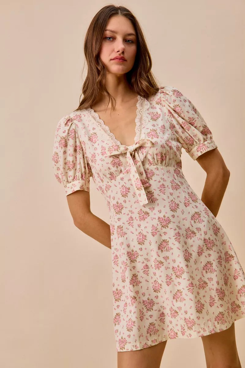 SO ME Floral Lace TrimedShort Sleeves Mini Dress