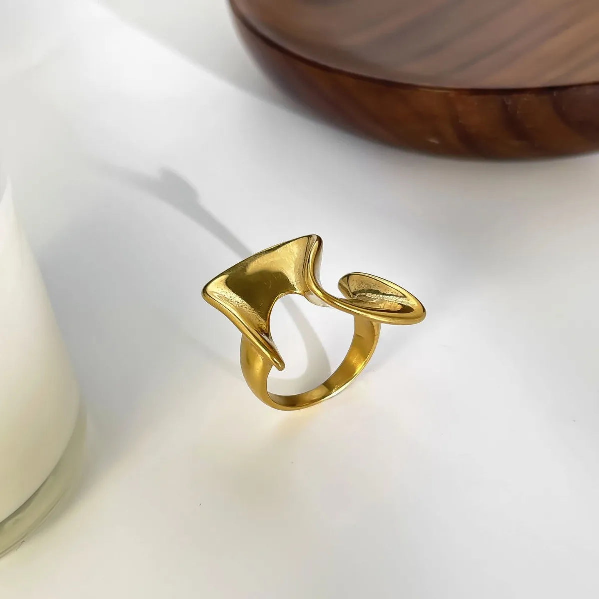 18K Gold-Plated Abstract Wave Ring - Ladyez
