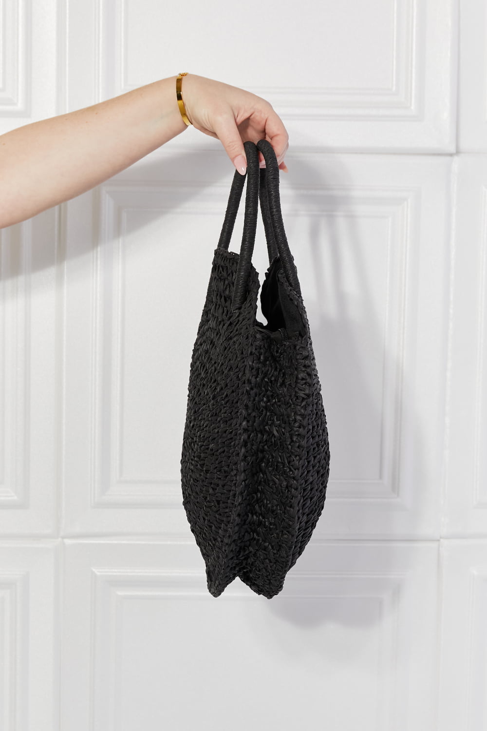 Justin Taylor Beach Date Straw Rattan Handbag in Black - Ladyez