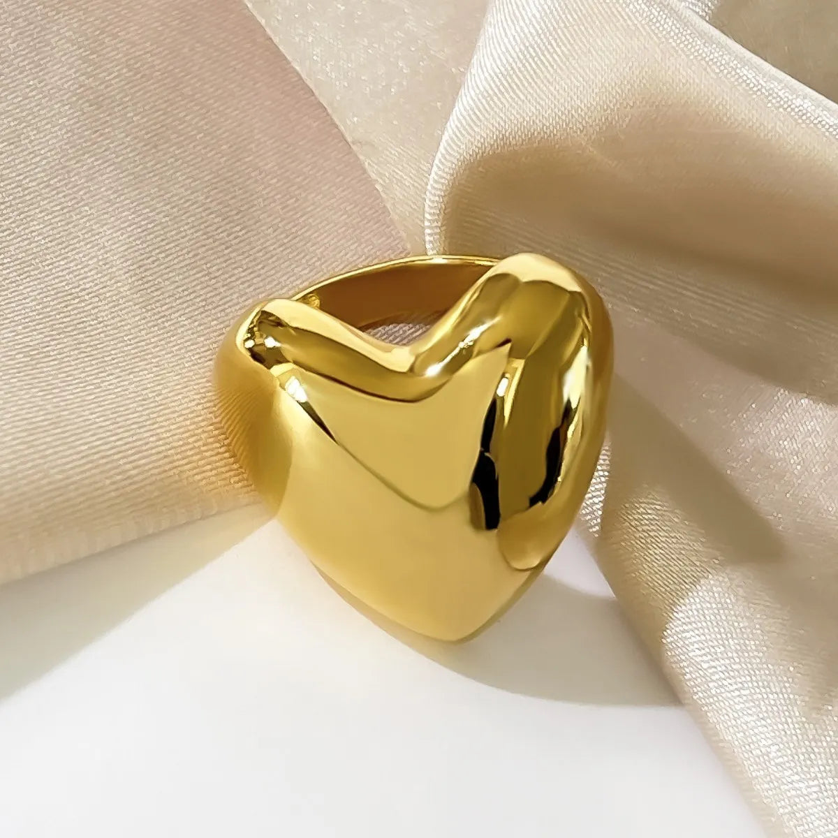 18K Gold-Plated Stainless Steel Heart Ring - Ladyez