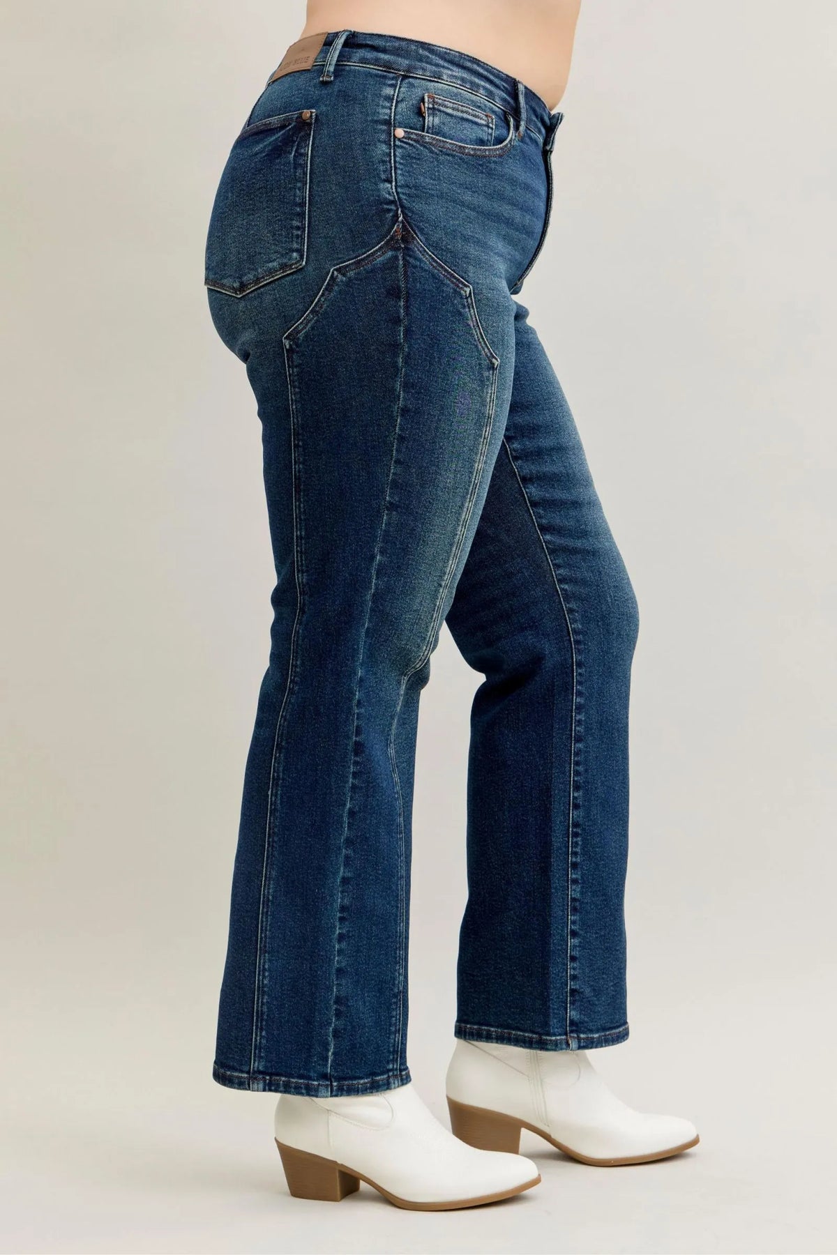 Judy Blue Full Size Seam Detail Straight Leg Jeans Plus Size - Ladyez