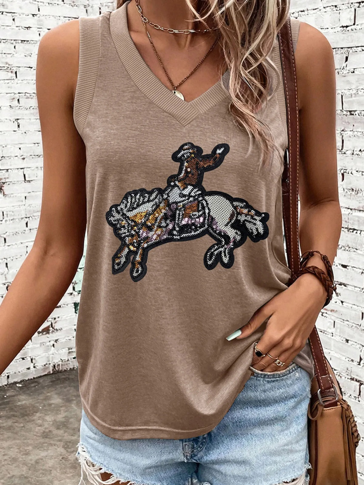 Sequin V-Neck Tank - Ladyez