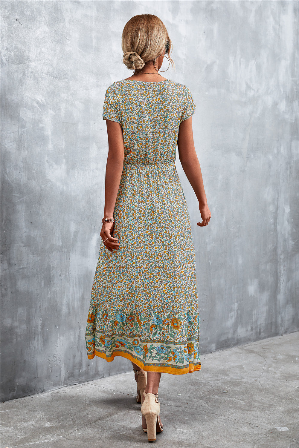 V-Neck Short Sleeve Printed Maxi Dress - Ladyez