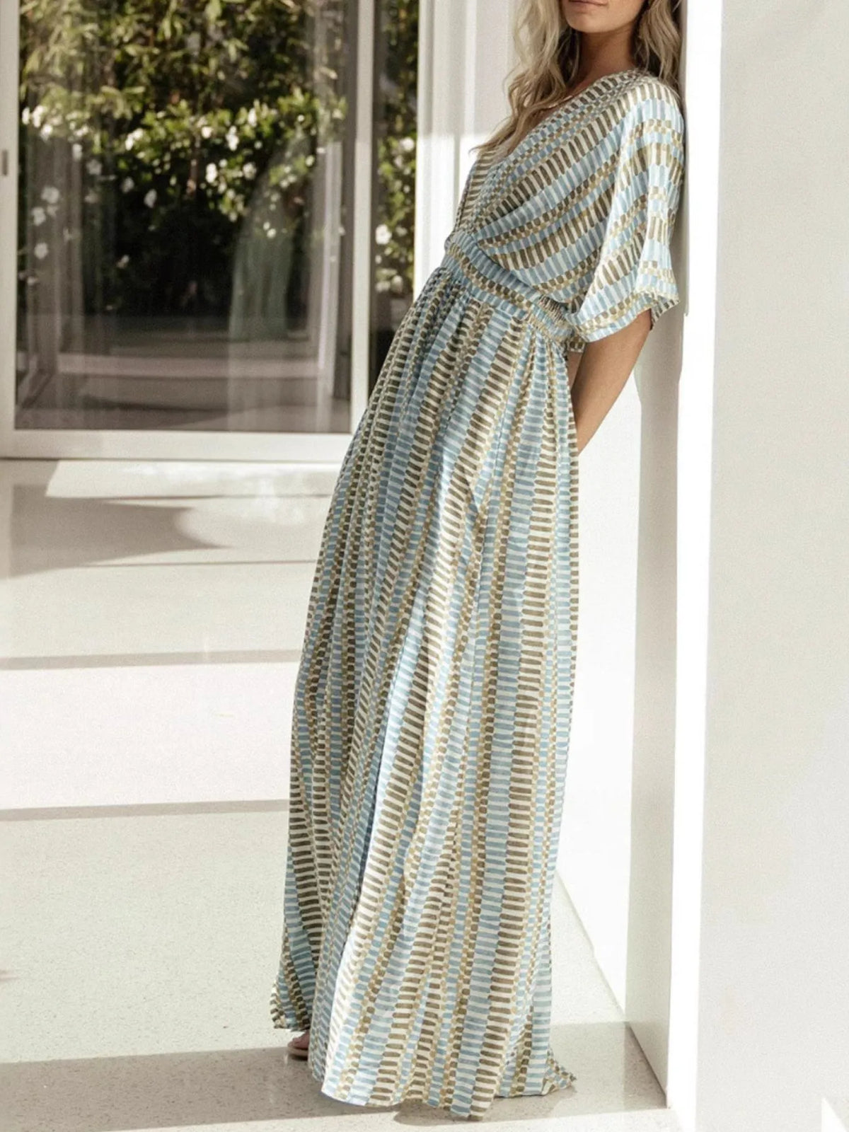 Slit V-Neck Short Sleeve Maxi Dress - Ladyez