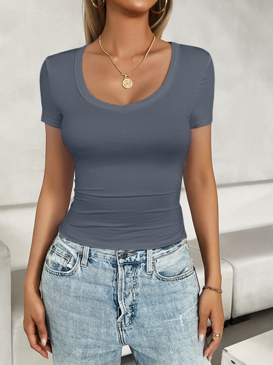 Devine Scoop Neck Short Sleeve T-Shirt - Ladyez
