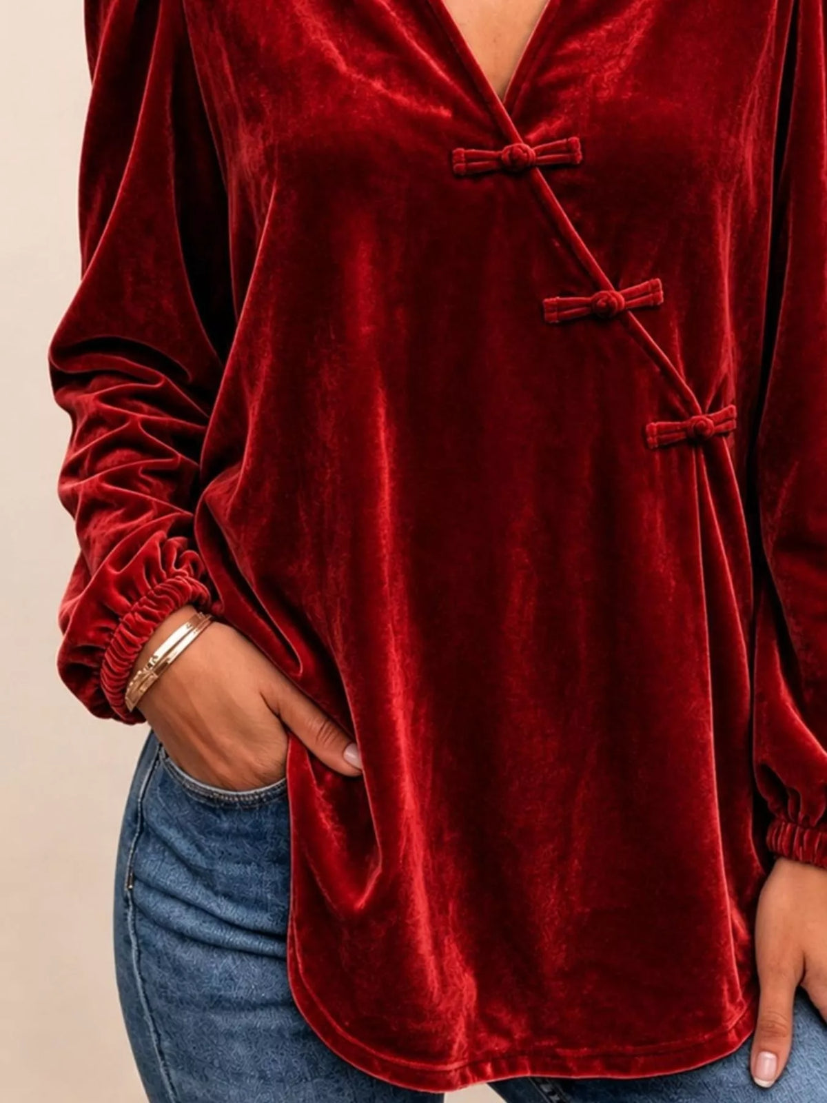 Chinese-Style Knot Buttons Velvet Blouse