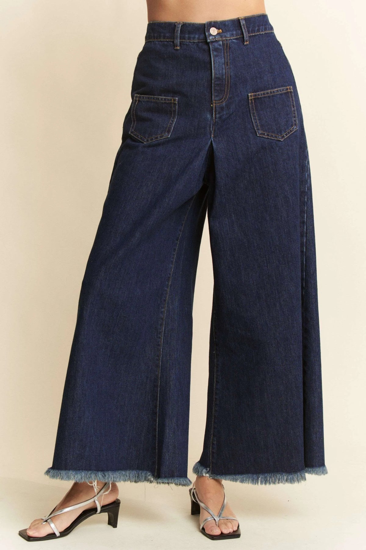 Davi & Dani Patch Pocket Wide Leg Culotte Jeans - Ladyez