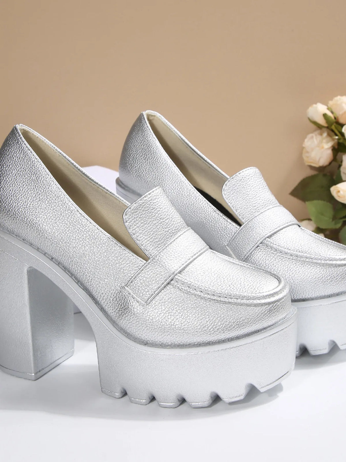 Round Toe Platform Block Heels Pumps - Ladyez