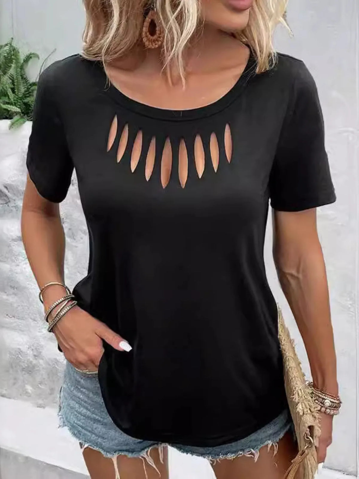 Hollow Out Neckline Short Sleeve T-Shirt