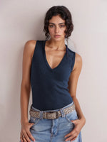 Solid V-Neck Tank - Ladyez