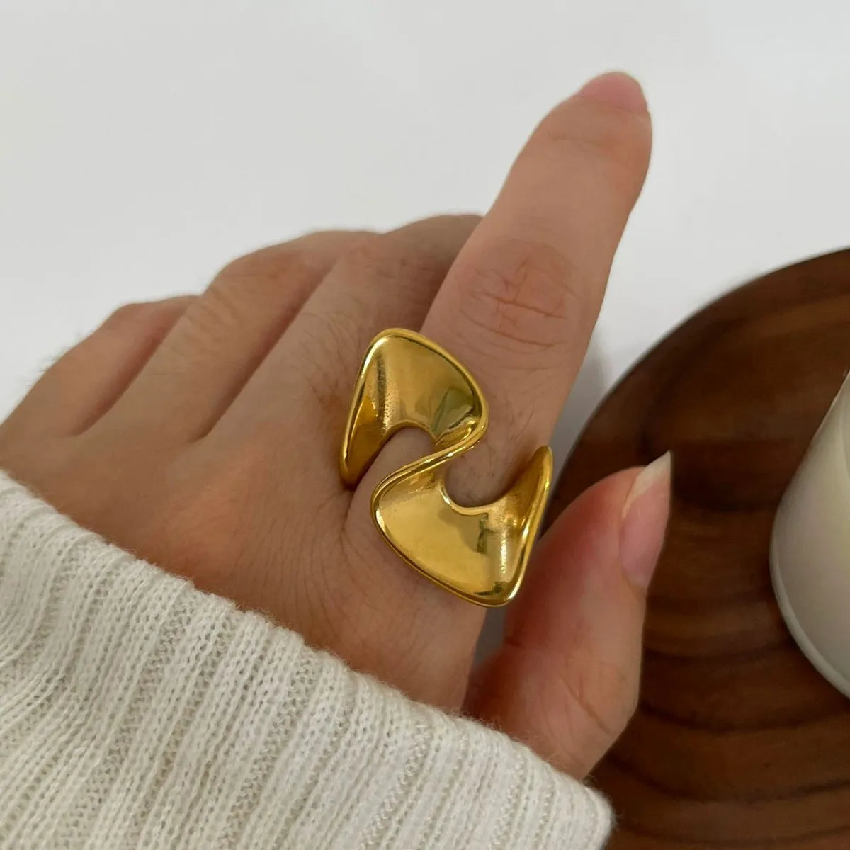 18K Gold-Plated Abstract Wave Ring - Ladyez