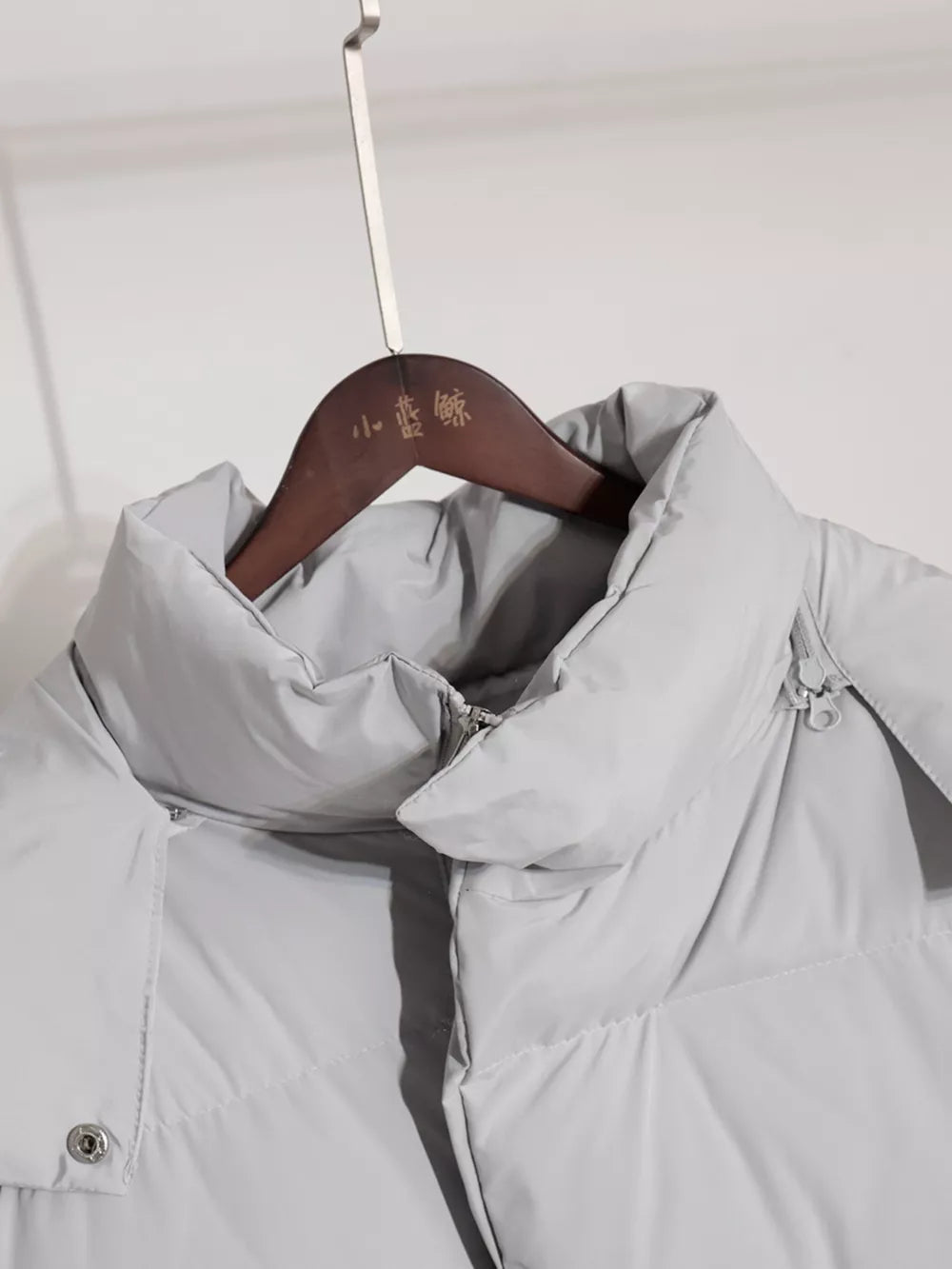 Pocketed Zip Up Hooded Puffer Jacket