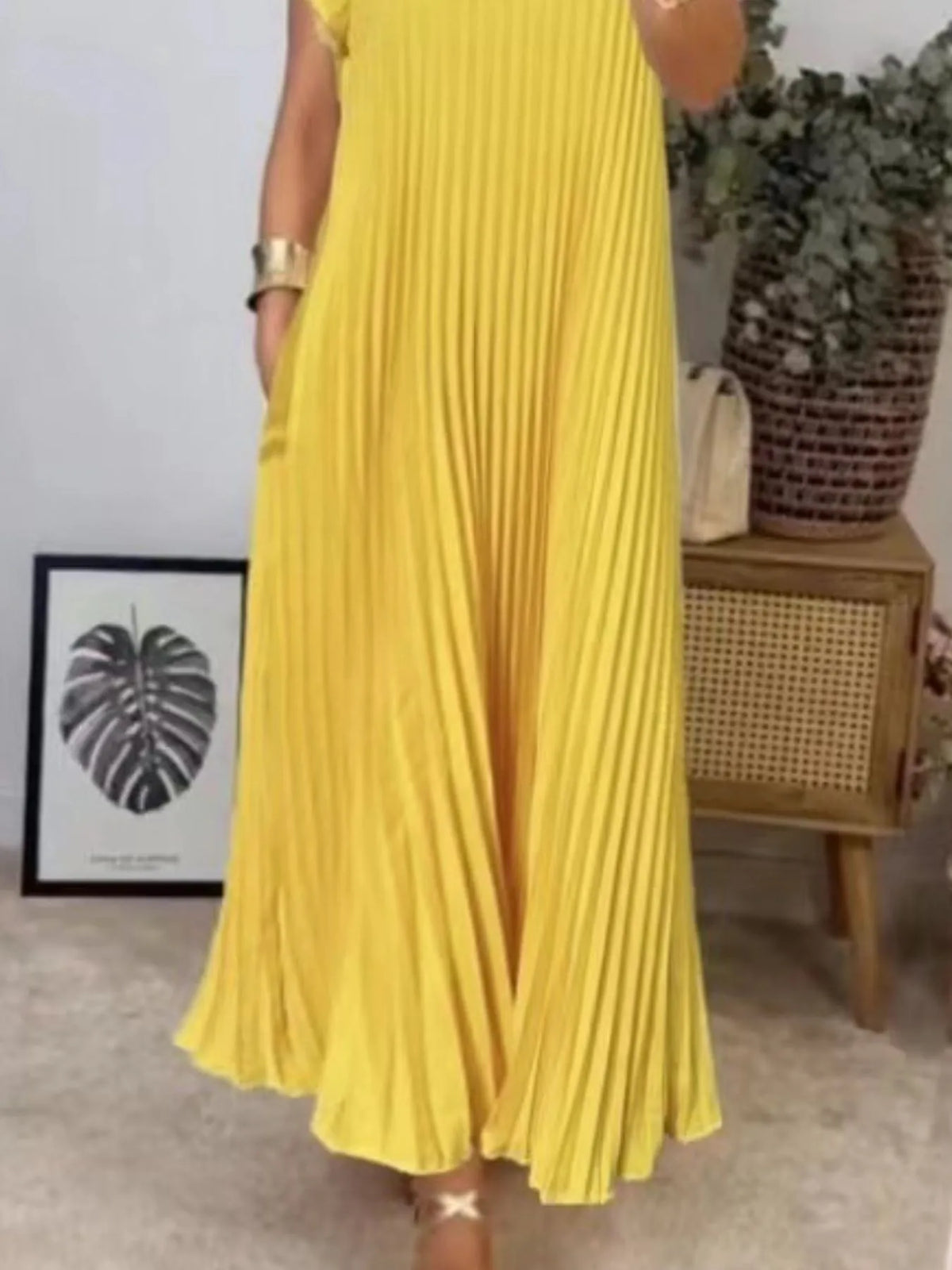 Full Size Pleated Round Neck Maxi Dress Plus Size - Ladyez