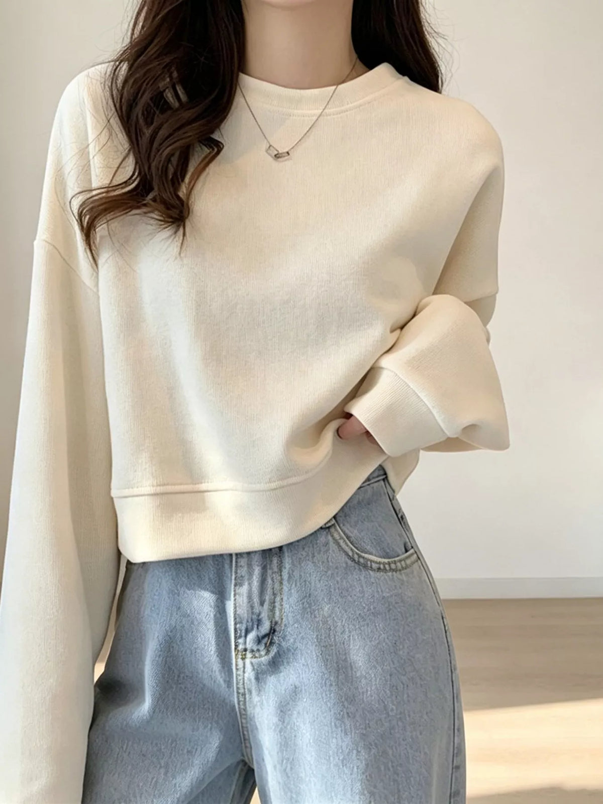 Crew NeckDrop Shoulder Sweatshirt
