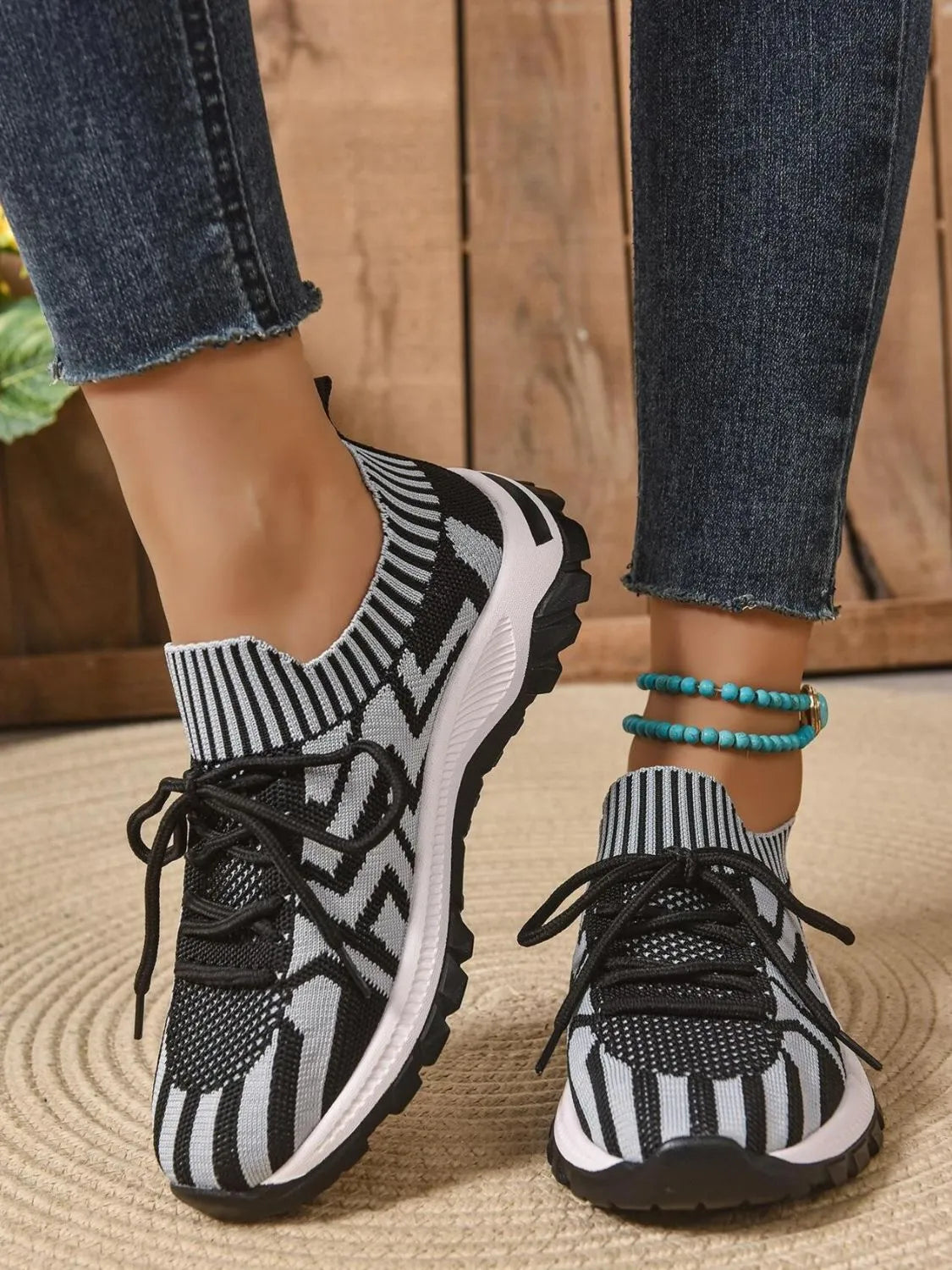 Mesh Knit Lace Up Athletic - Ladyez