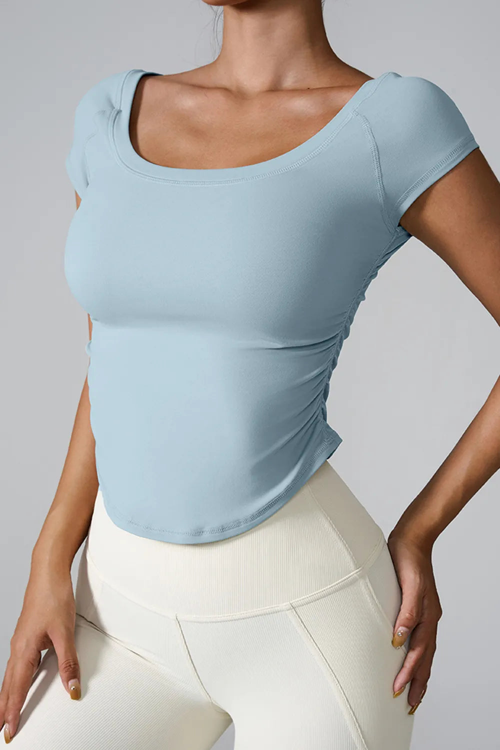 Round Neck Short Sleeve Active T-Shirt - Ladyez