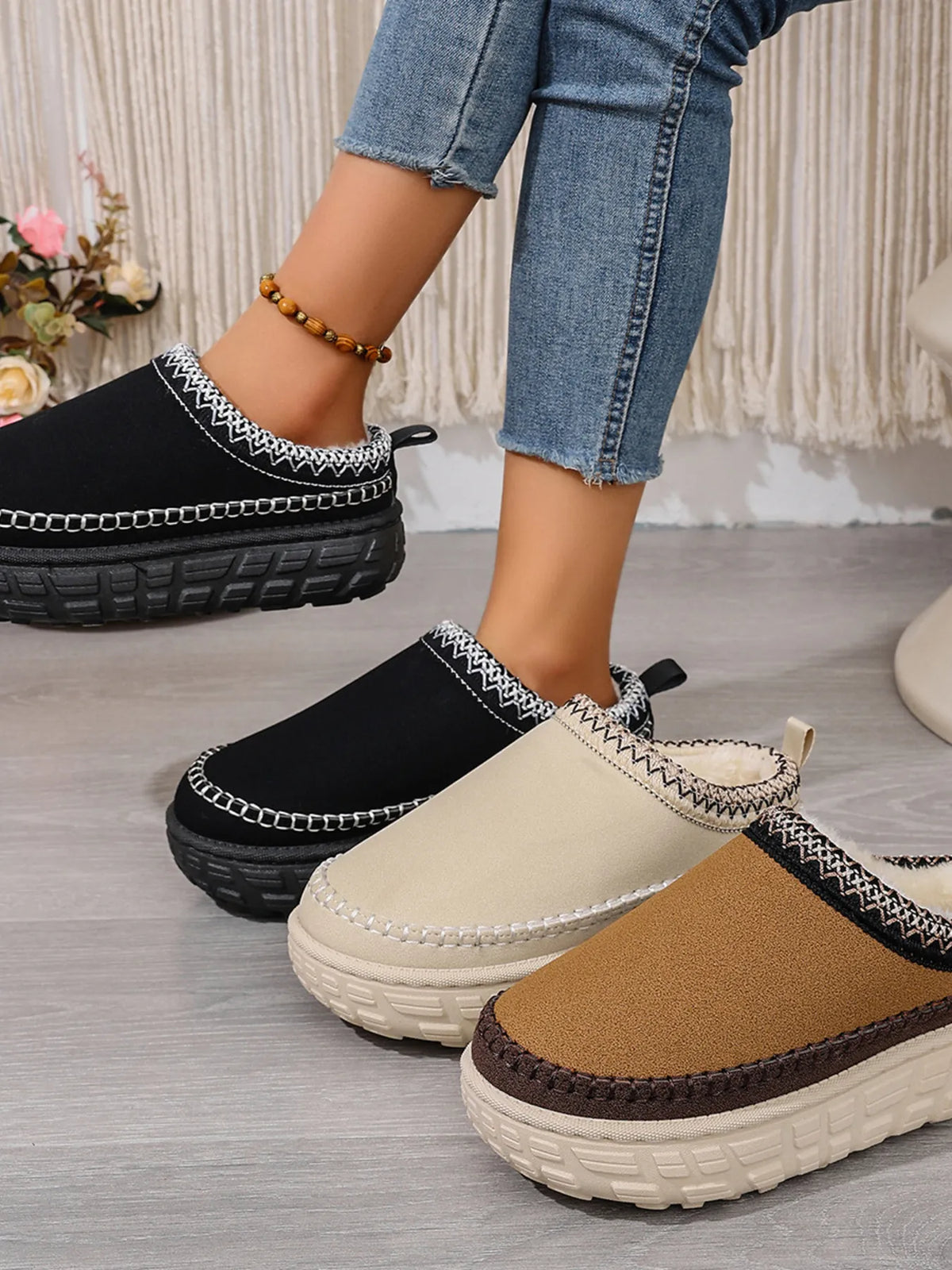 Embroidered Trim Round Toe Platform Boots - Ladyez