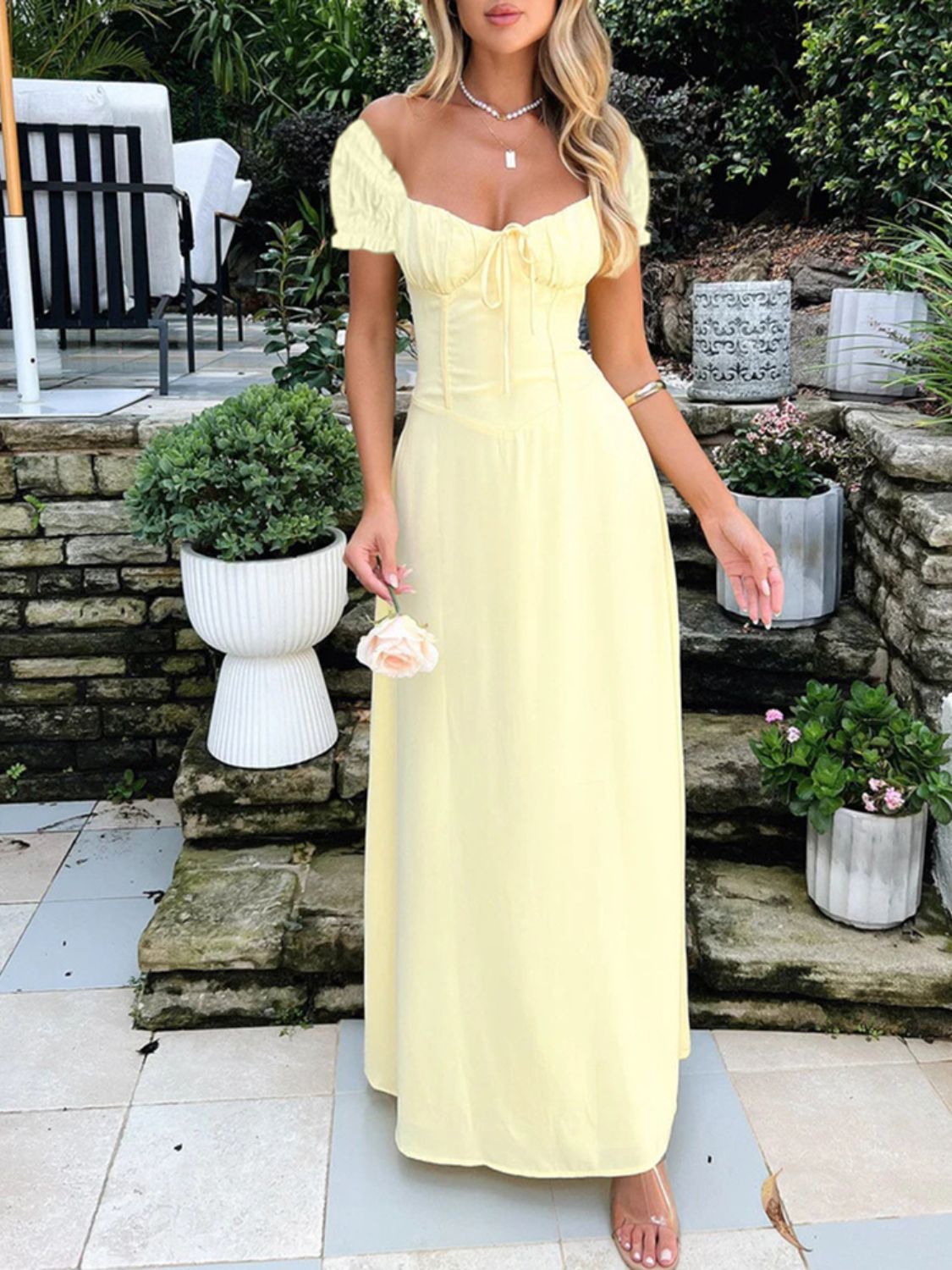 Devine Sweetheart Neck Short Sleeve Maxi Dress - Ladyez