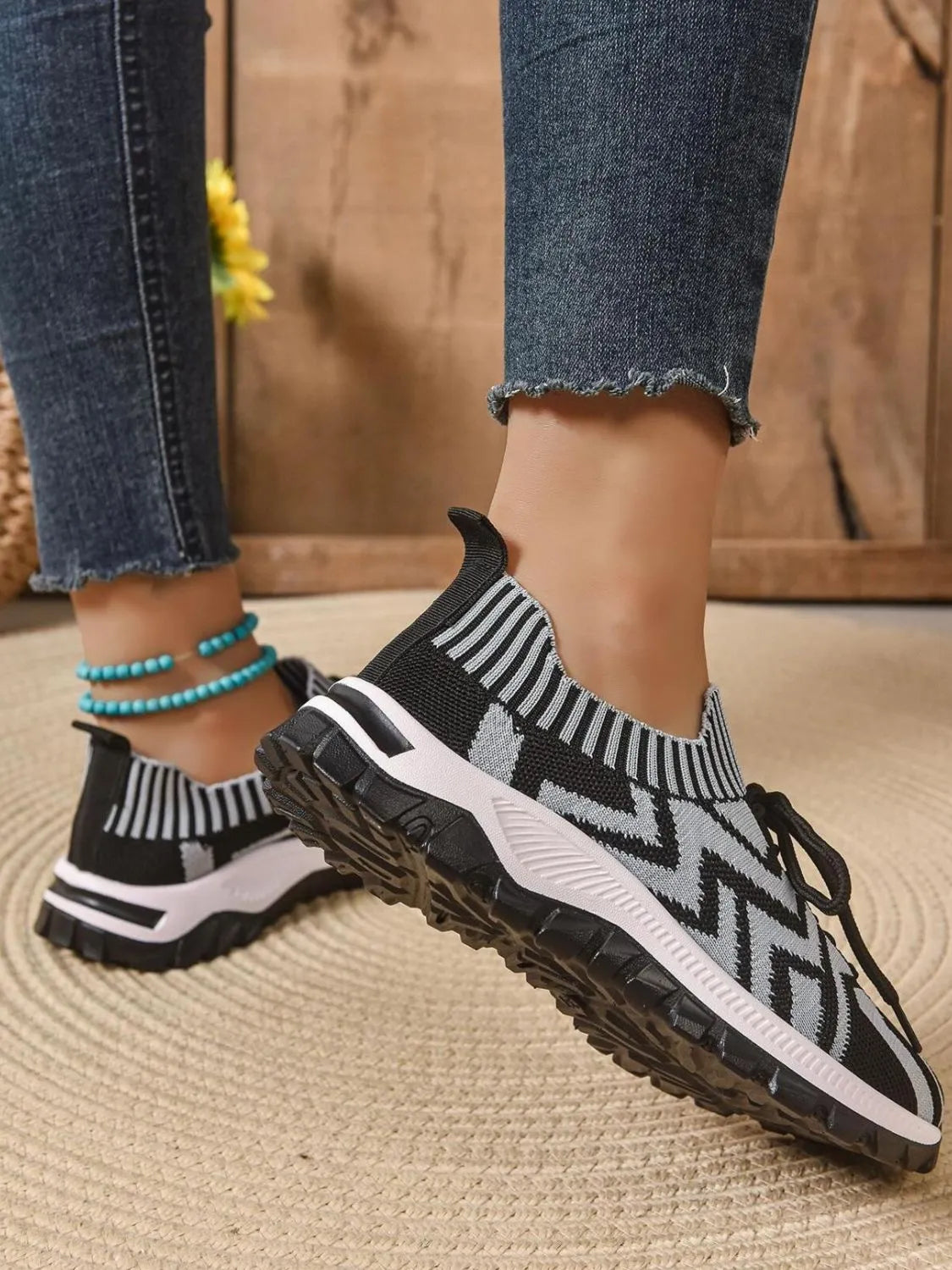 Mesh Knit Lace Up Athletic - Ladyez