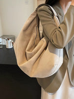 Large Capacity Casual Shoulder Bag