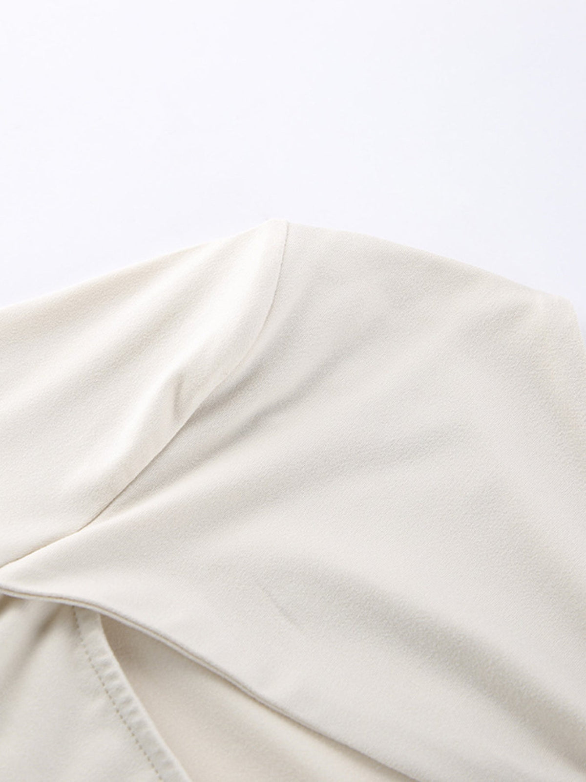 Cutout Knot Front Long Sleeve Top