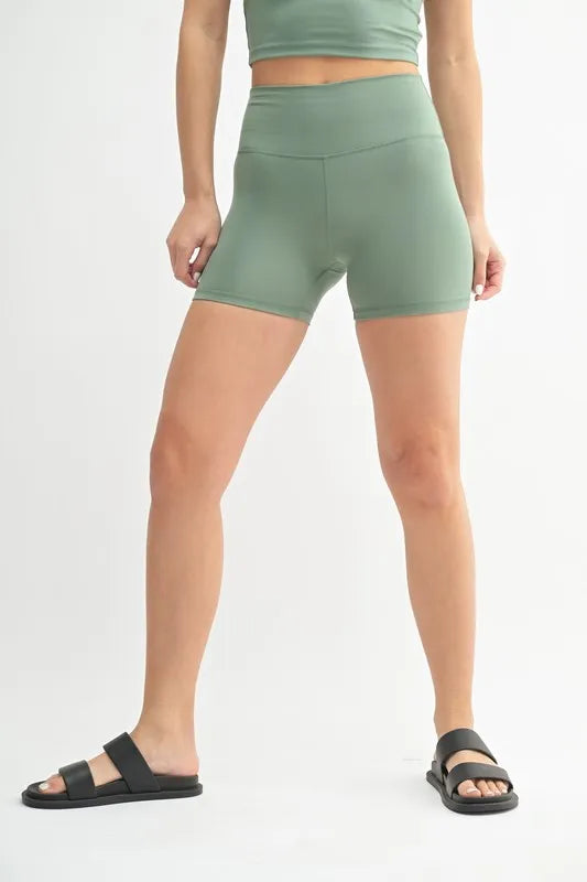 MONO B Venice Cloud Light Contour Biker Shorts - Ladyez