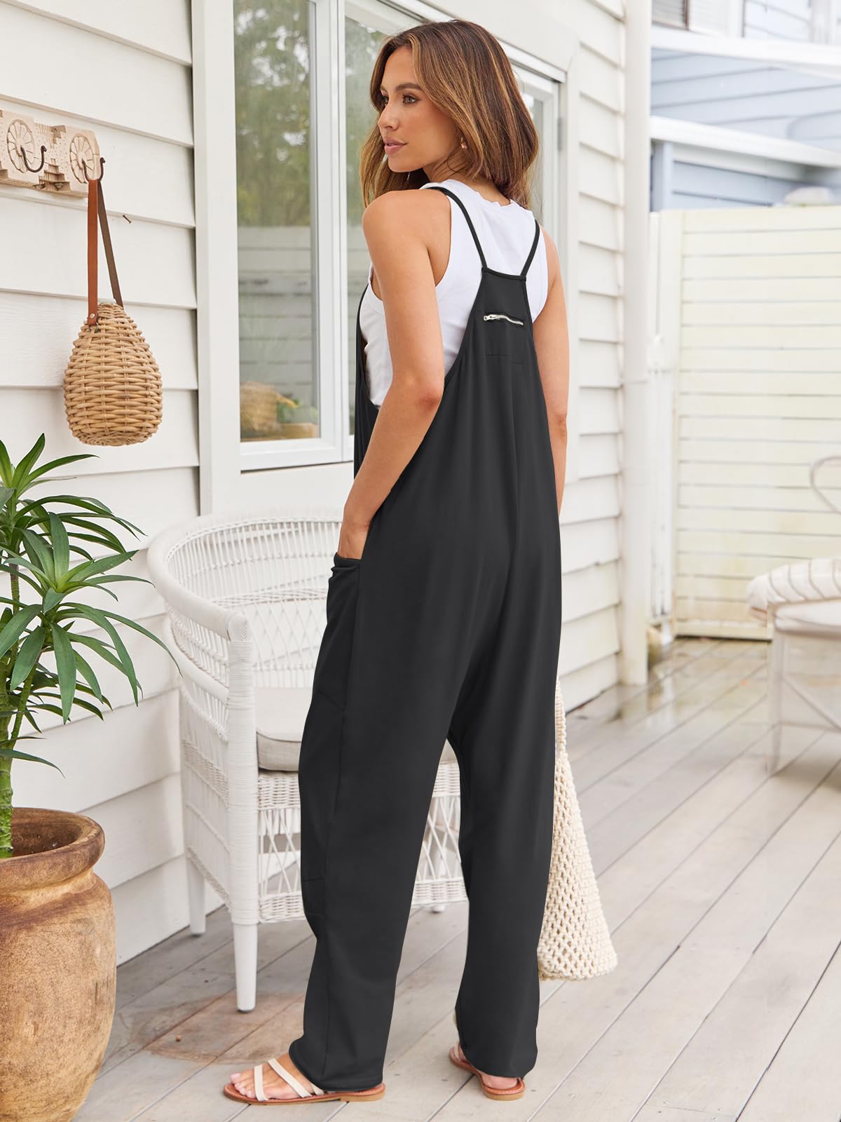 V-Neck Spaghetti Strap Jumpsuit - Ladyez