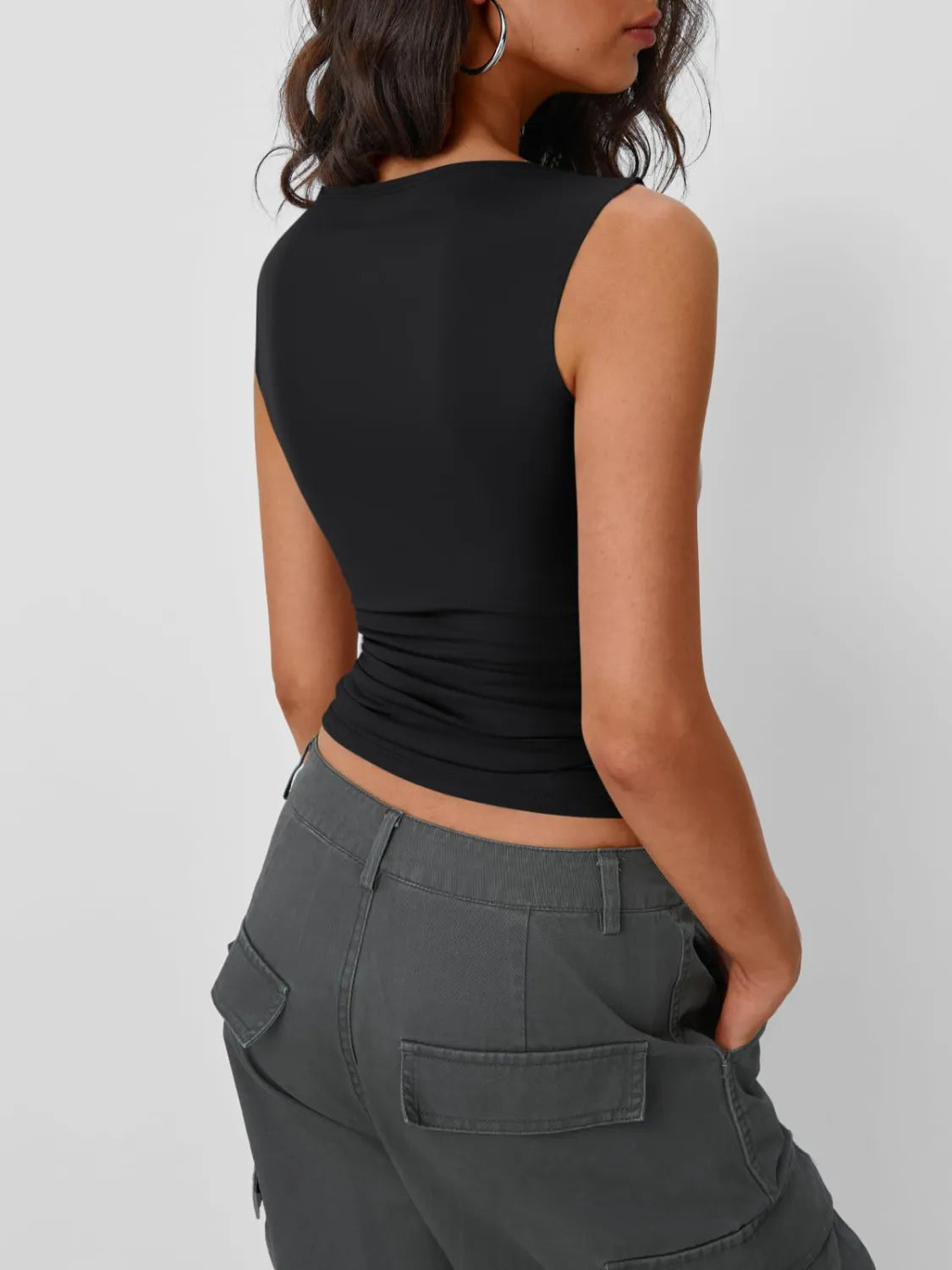Solid Round Neck Tank - Ladyez