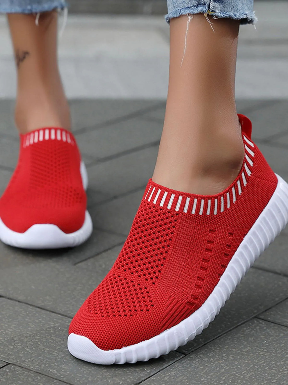 Breathable Mesh Round Toe Slip-Ons - Ladyez